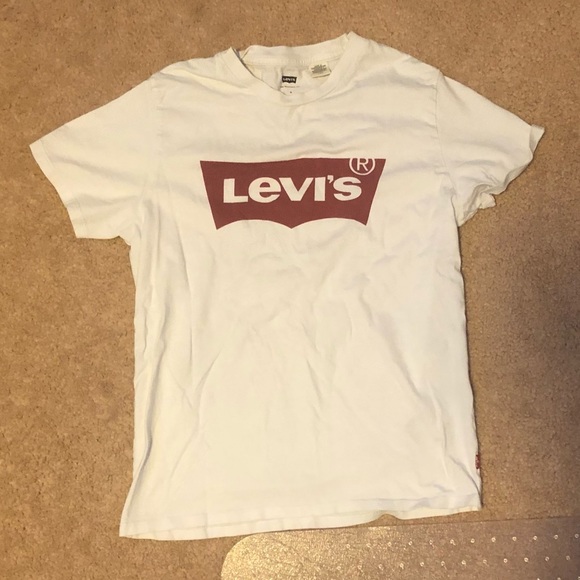 Levi’s white t-shirt with red box logo - Picture 1 of 3